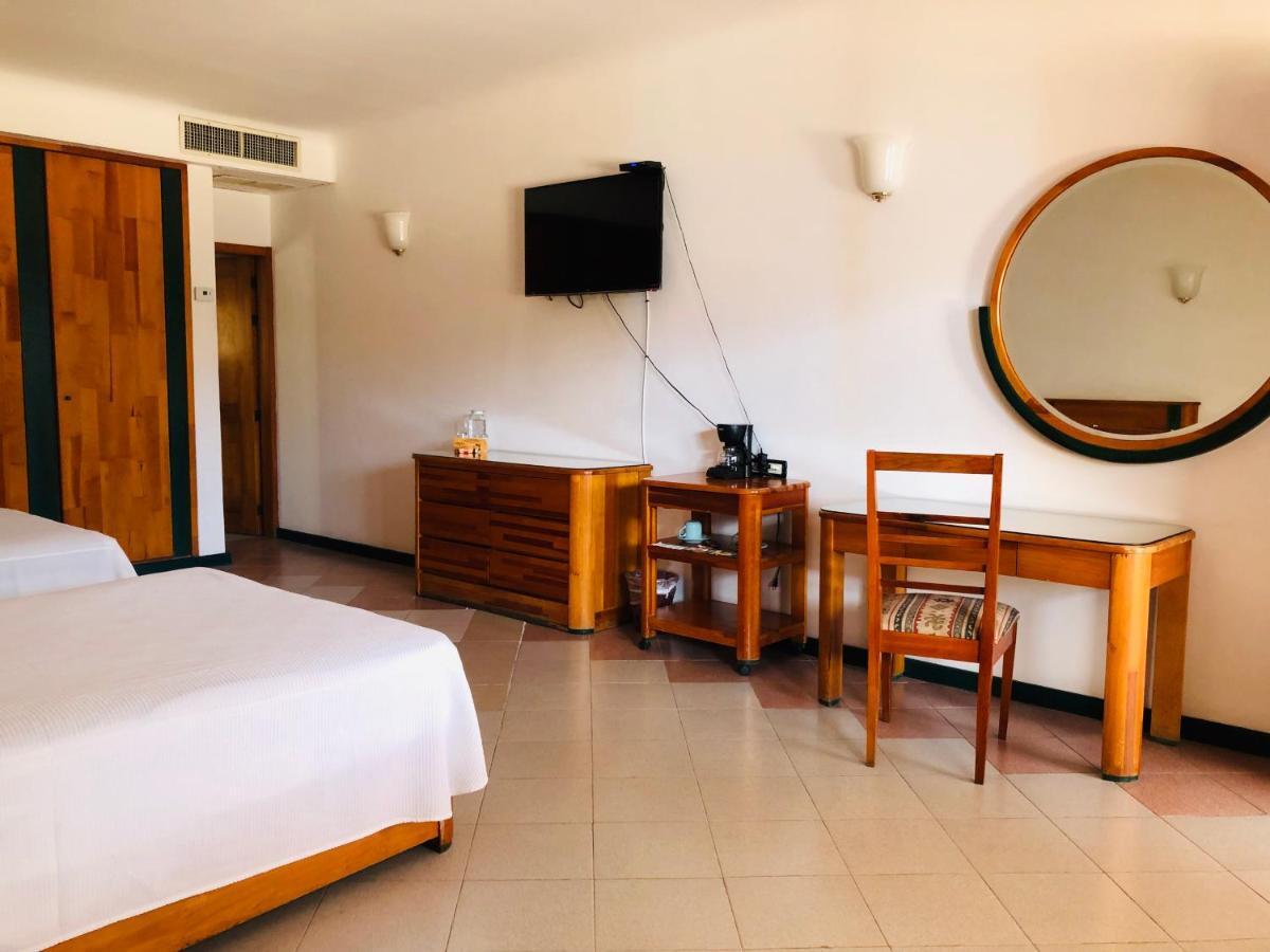 Casa Tobala Hotel Oaxaca ภายนอก รูปภาพ